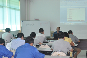 各管理层领导关于管理艺术培训